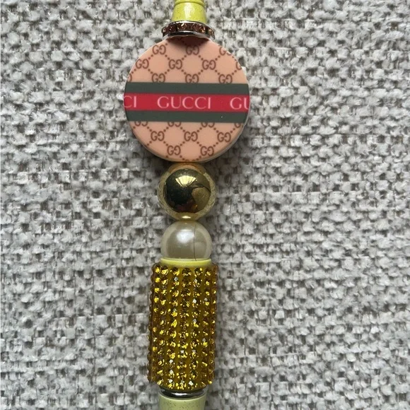 Gucci Gold and Cream Women's pen - Picture 2 of 2